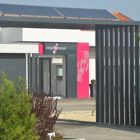 Vinyl M Hotel - Adults Only Hotel 3*