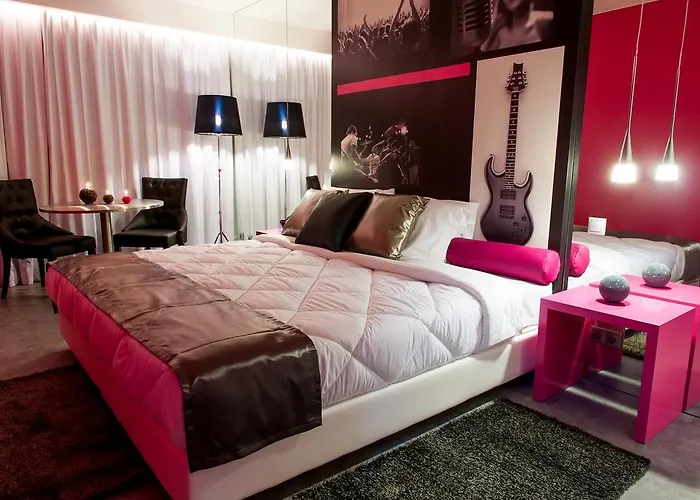 فندق Vinyl M - Adults Only 3*