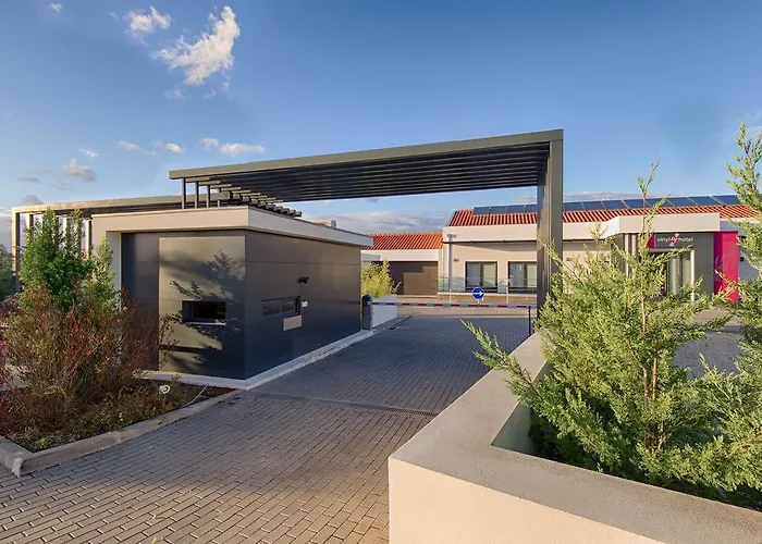 Vinyl M - Adults Only فندق 3*